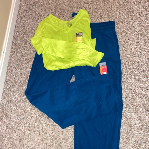 Women’s DANSKIN NOW Shirt/Sweatpant Set- Neon Green & Dark Teal NWT - Picture 1 of 1